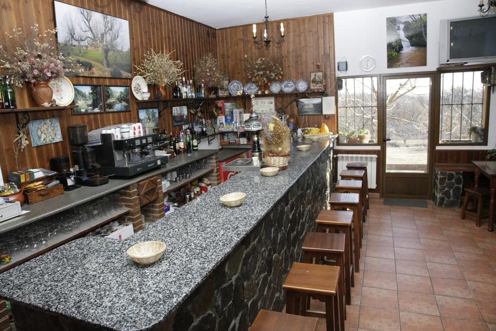 Hostal Restaurante Alto Rey Arroyo de las Fraguas Luaran gambar