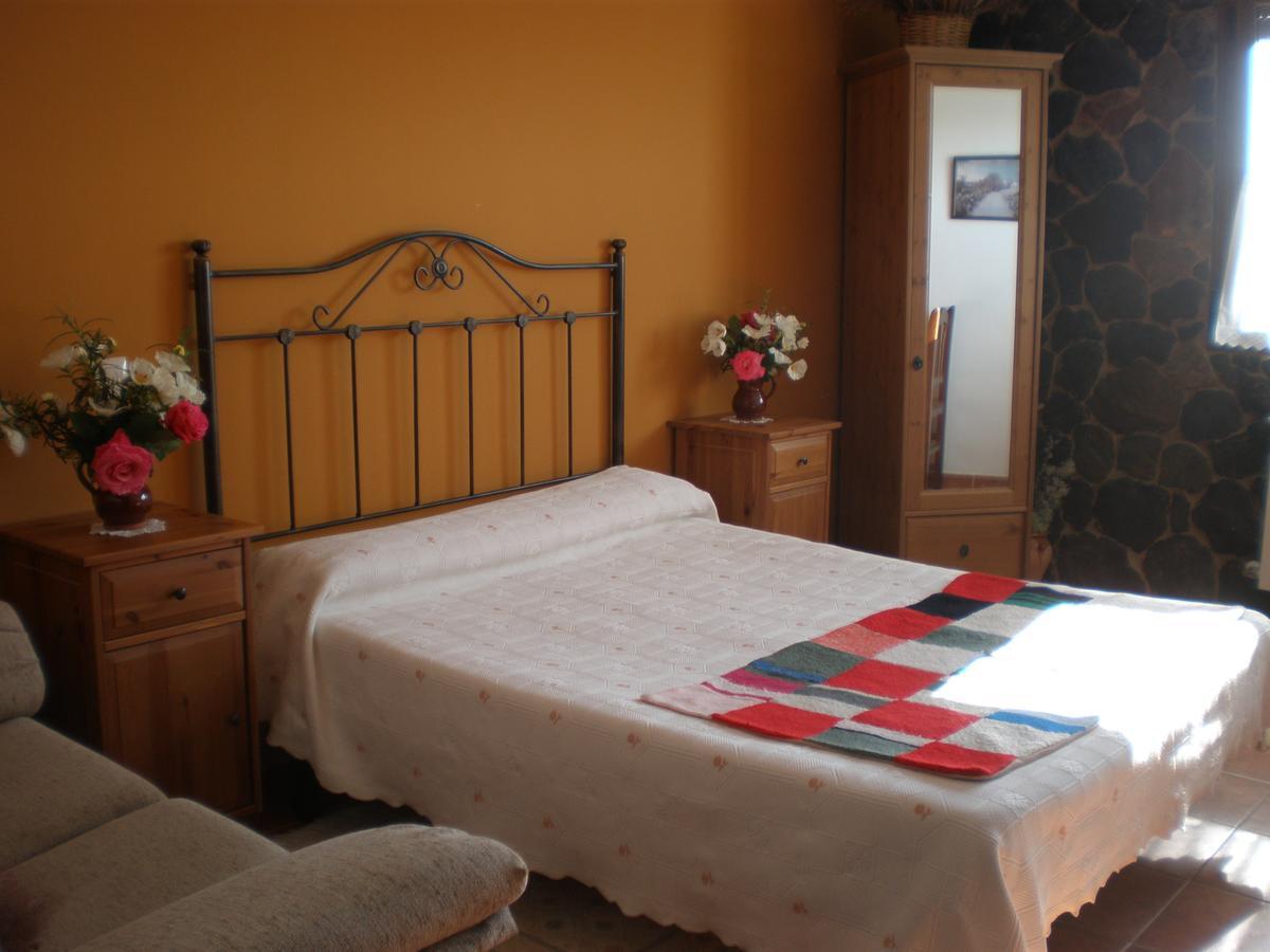 Hostal Restaurante Alto Rey Arroyo de las Fraguas Luaran gambar